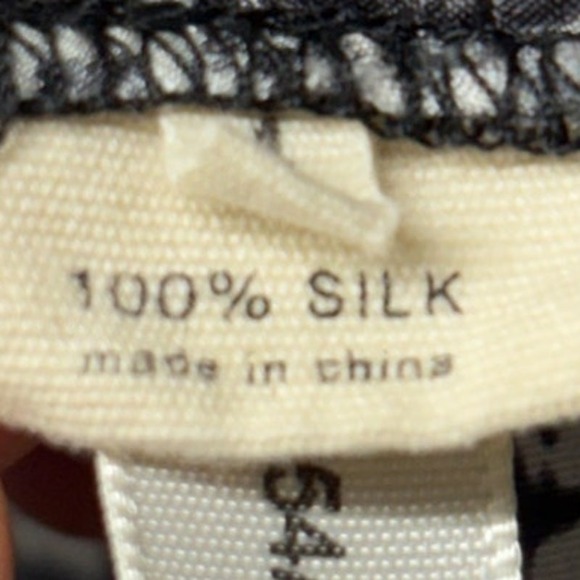 L'Agence Black White Patchwork Plaid Silk Button Front Blouse Size 4 Office - Picture 7 of 8